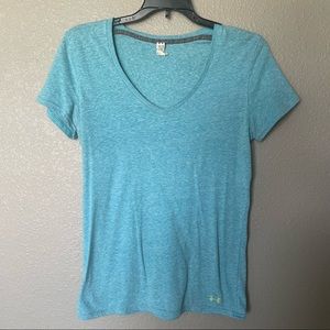 Under Armour Women’s blue fitted v-neck work out top size M medium